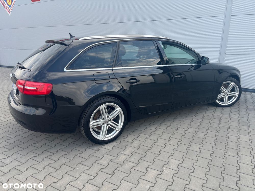 Audi A4 Avant 2.0 TDI DPF quattro Attraction - 14