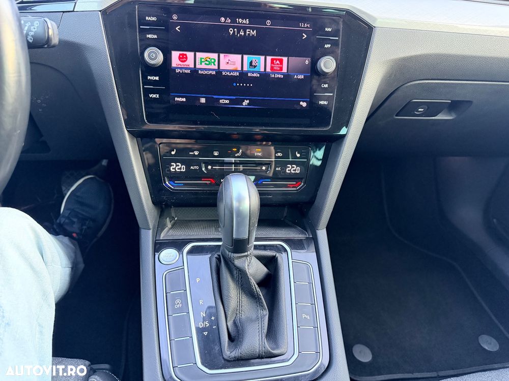 Volkswagen Passat 2.0 TDI DSG Business - 13