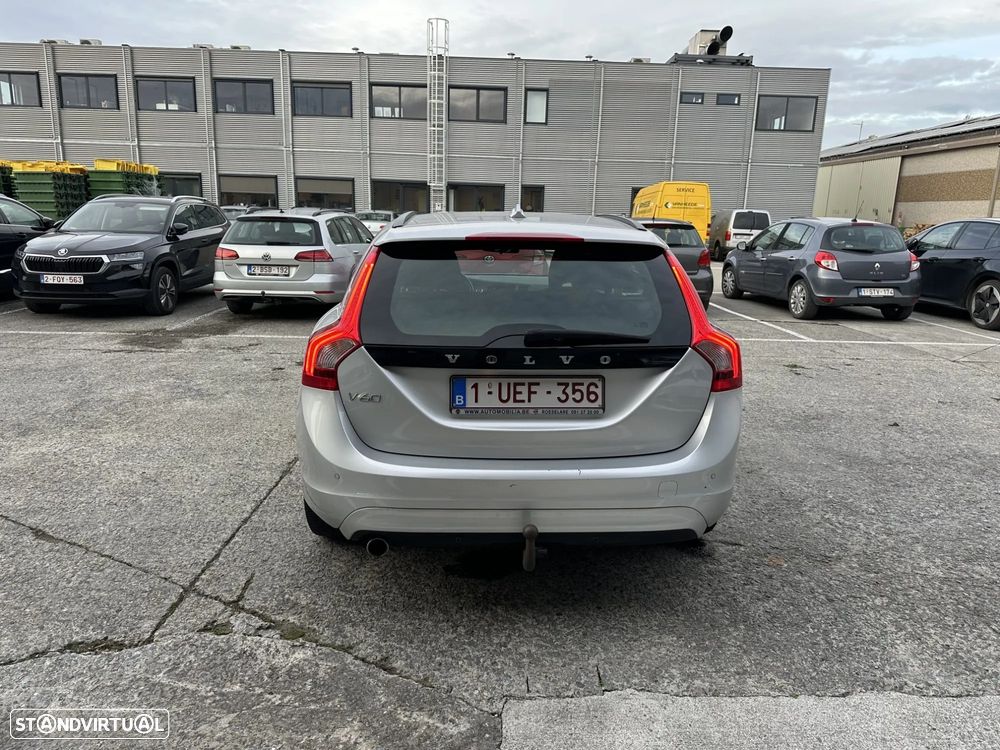 Volvo V60 D2 Geartronic Kinetic - 6