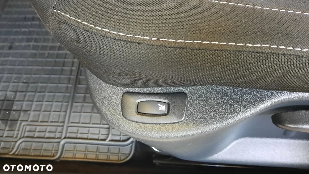 Renault Clio (Energy) TCe 90 Start & Stop LIMITED - 17