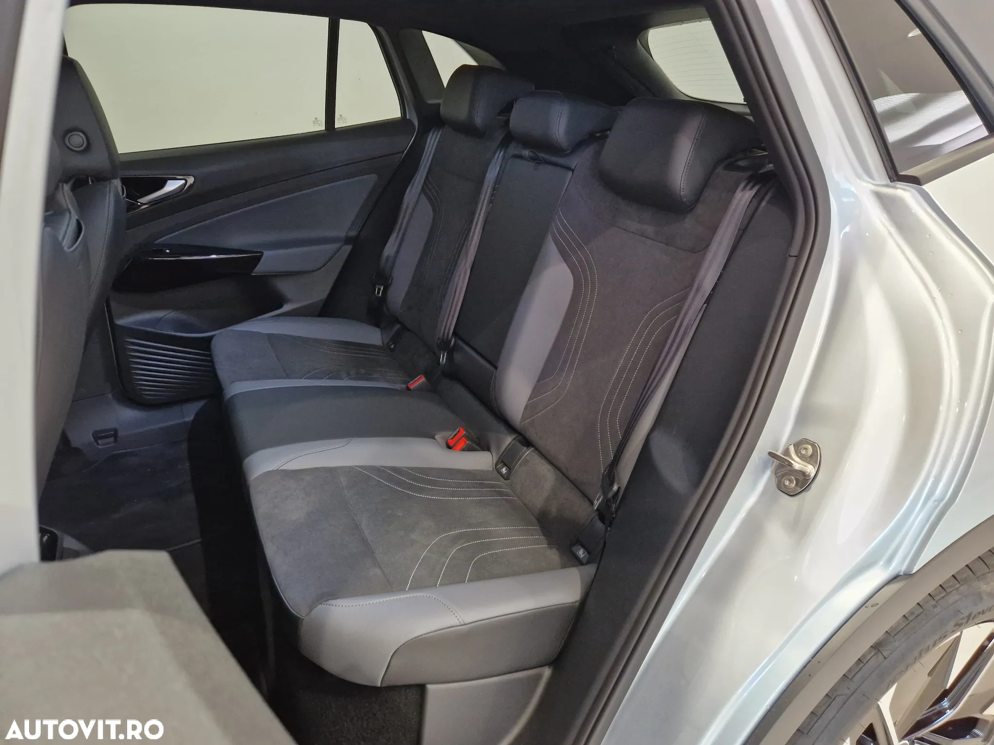 Volkswagen ID.4 77 kWh Pro - 13