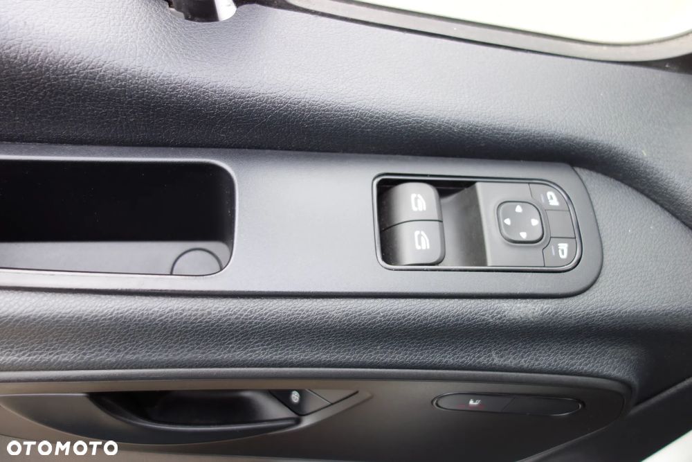 Mercedes-Benz Sprinter 3.0 CDI Automat 190 KM Kontener +Winda  750 kg. - 22