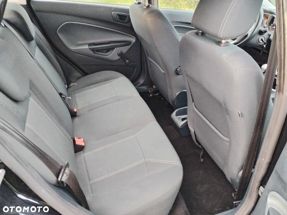 Ford Fiesta - 18