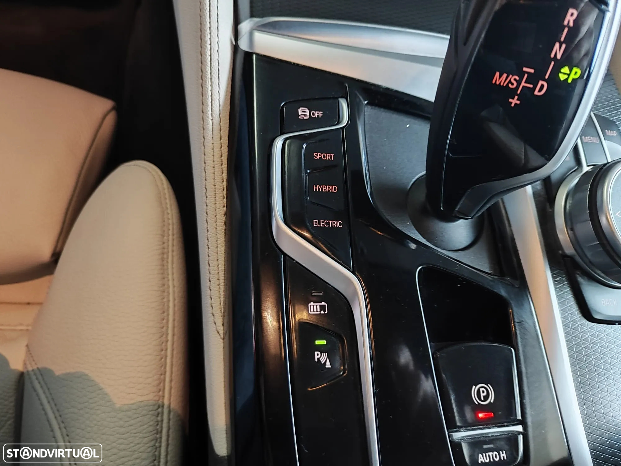 BMW 530 e Pack Desportivo M - 41