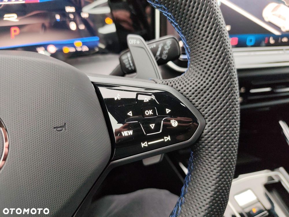 Volkswagen Golf - 19