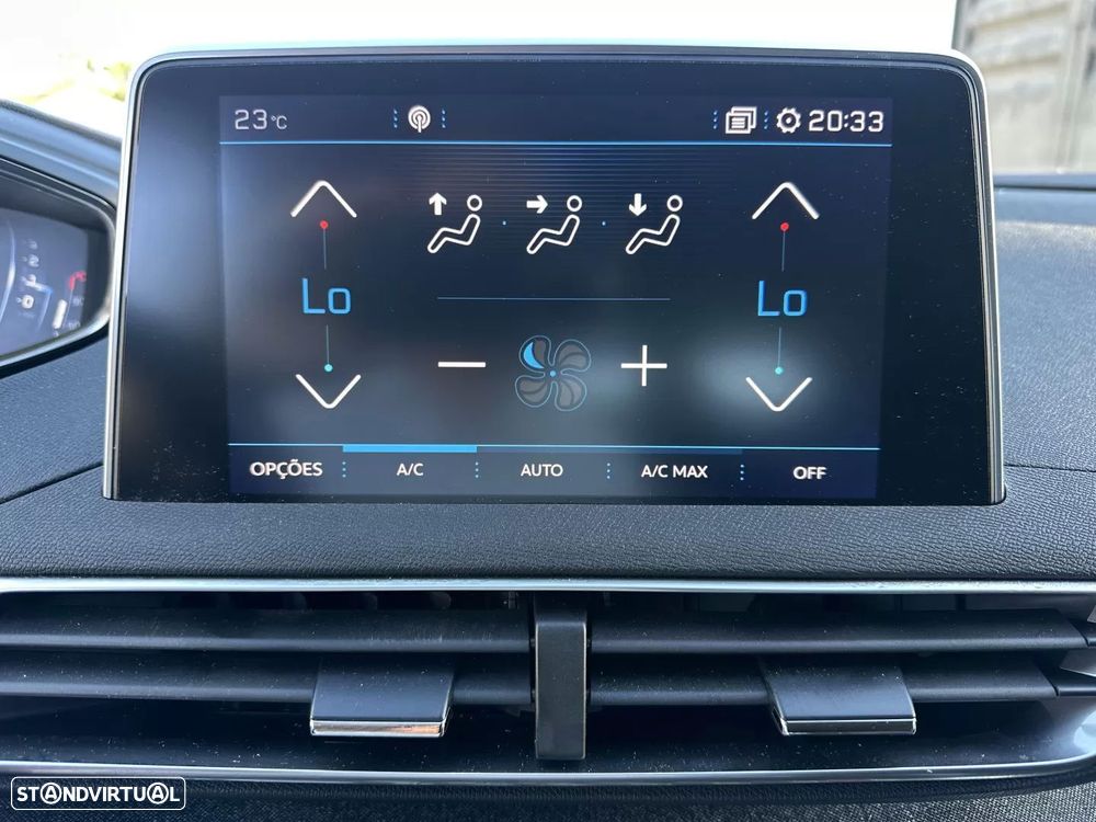 Peugeot 5008 1.2 PureTech Allure Pack - 61