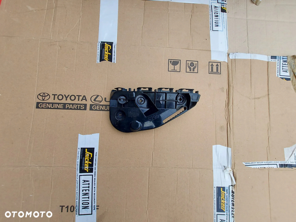 Toyota Hilux VIII 15- Ślizg Zderzaka Przód L