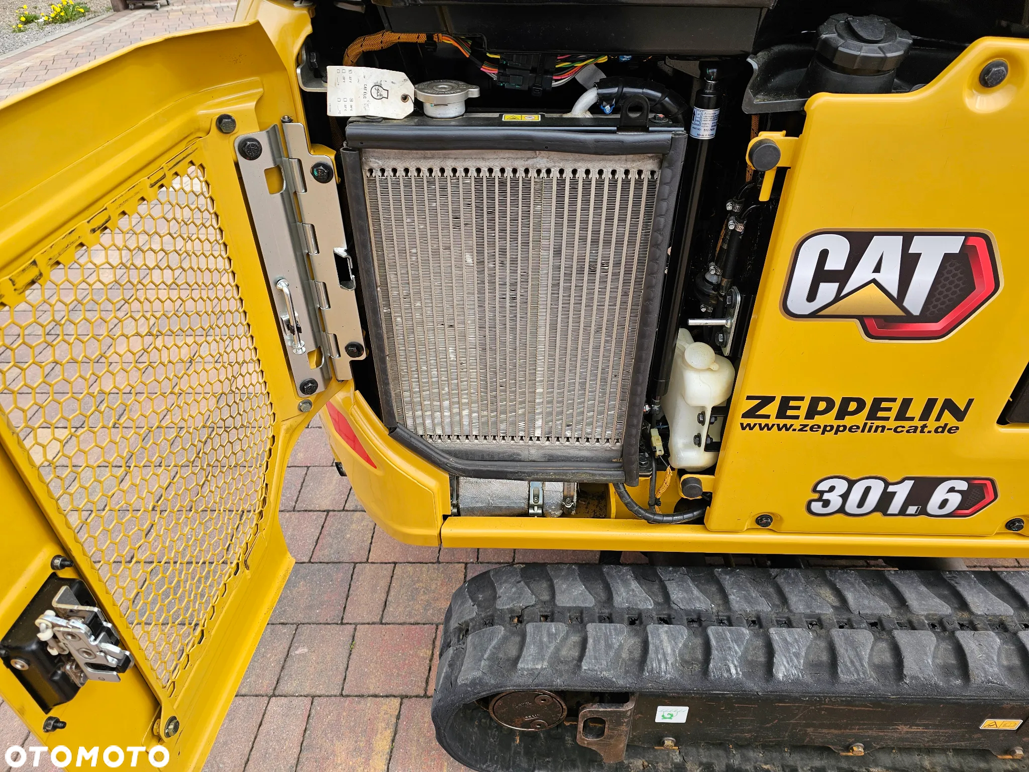 Caterpillar 301.6 - 17