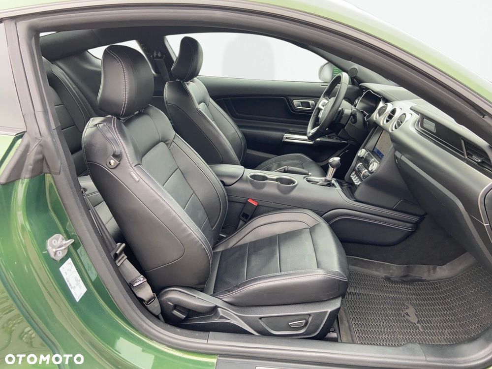 Ford Mustang 5.0 V8 GT - 13