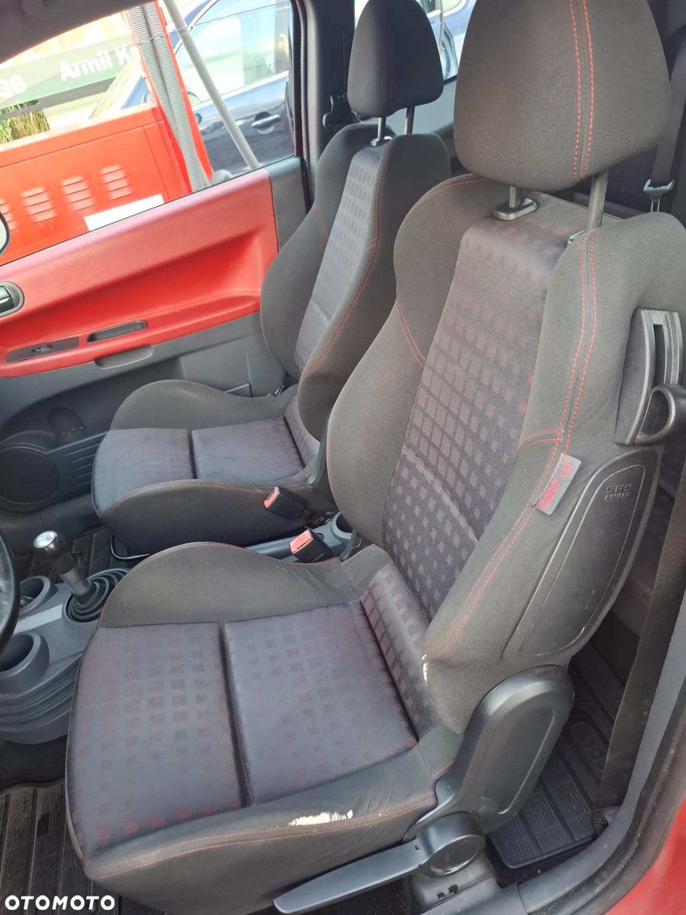 Mitsubishi Colt - 9