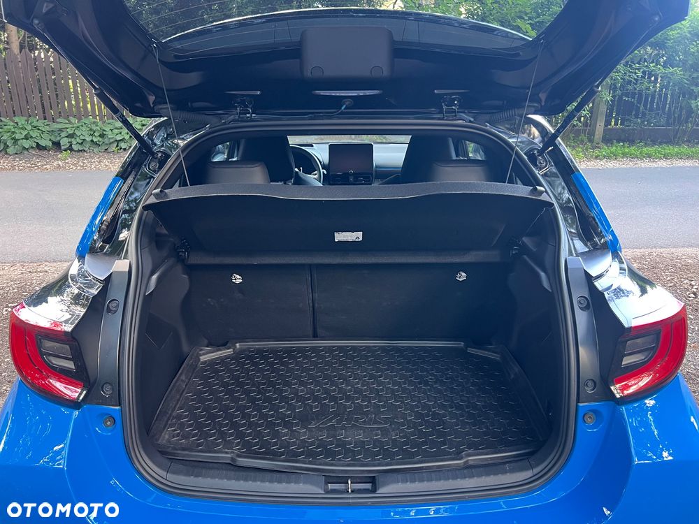 Toyota Yaris Hybrid 1.5 Executive - 14