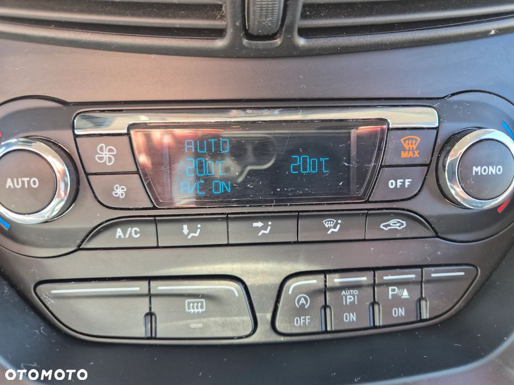 Ford Grand C-MAX 1.6 EcoBoost Titanium - 12