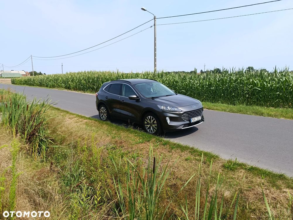 Ford Kuga - 3
