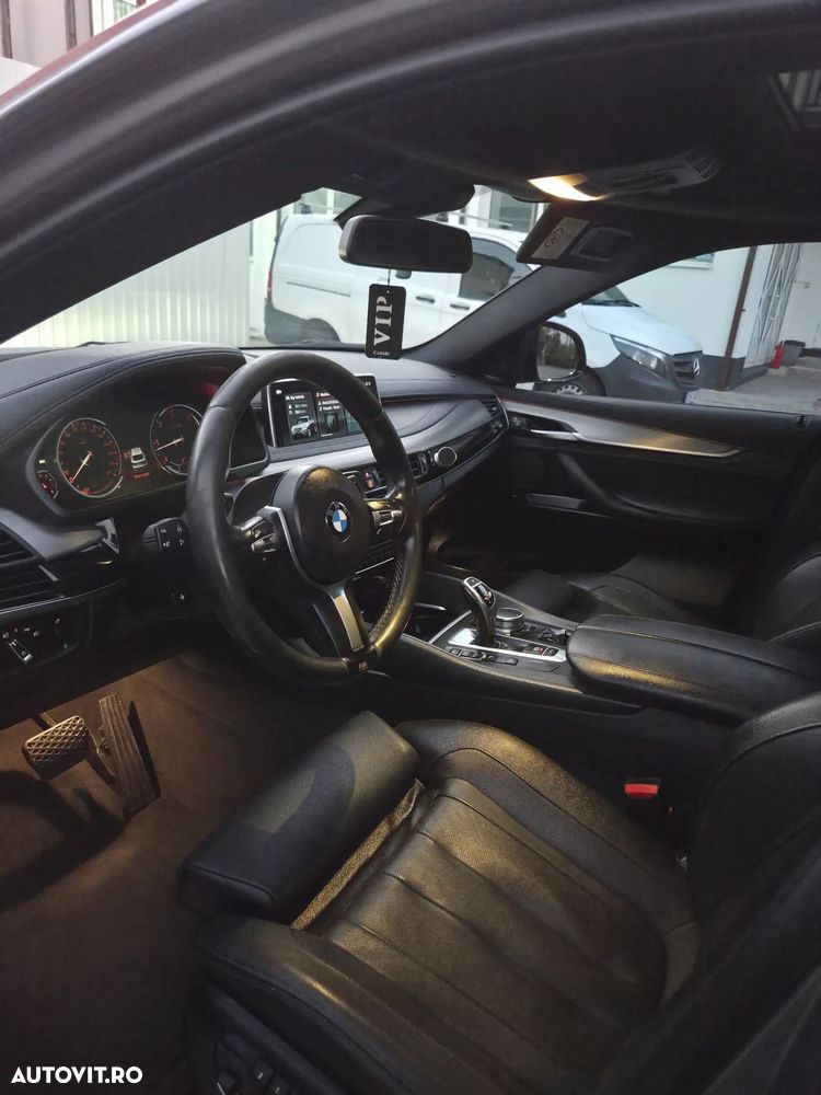 BMW X6 xDrive30d - 11