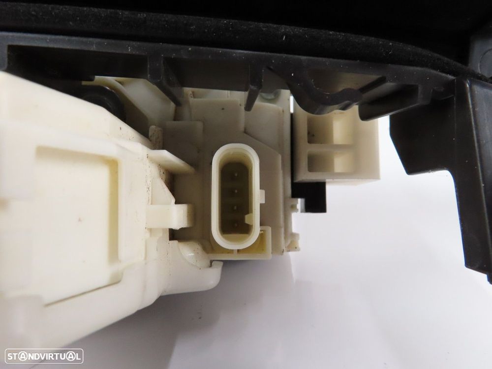 Fecho da porta Direito/Frente Usado / Original FIAT 500X (334_) 52139900 - 3