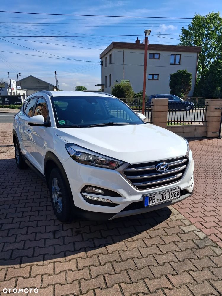 Hyundai Tucson - 2