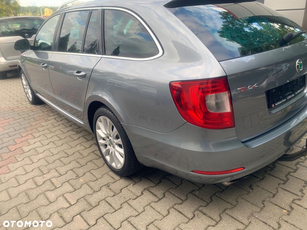 Skoda Superb 2.0 TDI 4x4 Ambition - 30