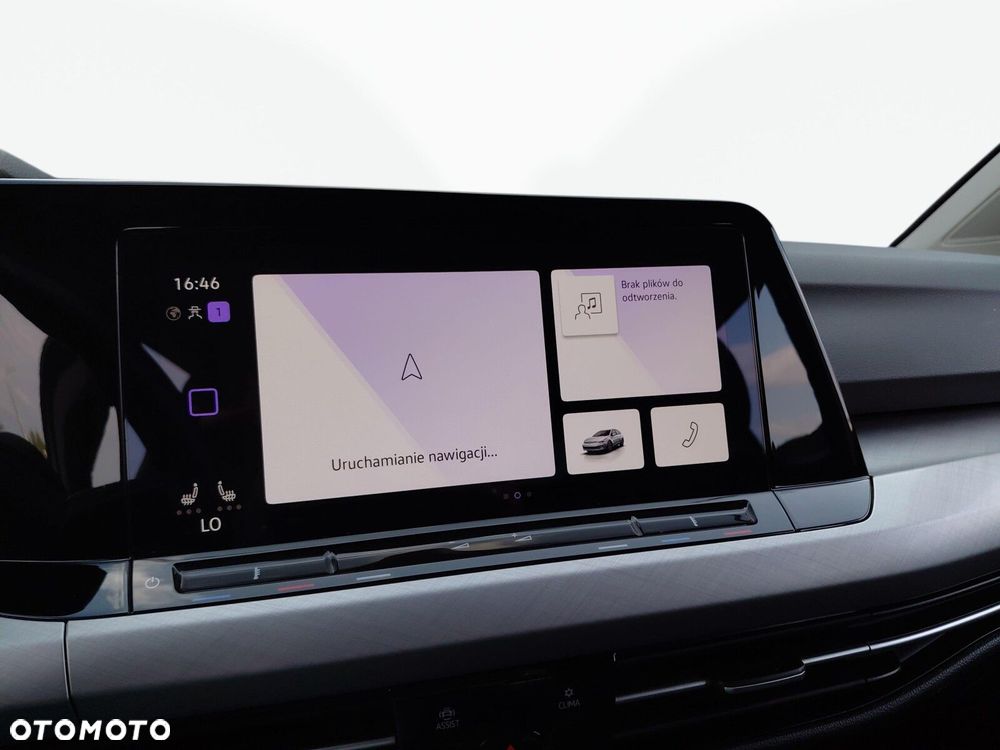 Volkswagen Golf 1.5 TSI EVO Life - 37