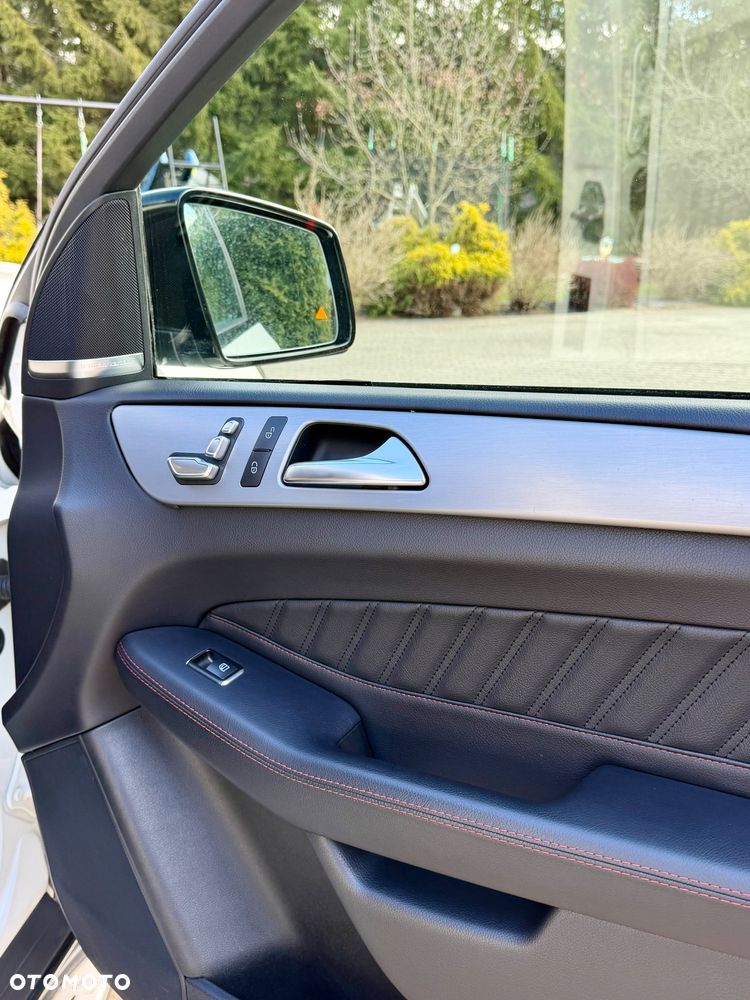 Mercedes-Benz GLE 350 d 4-Matic - 29