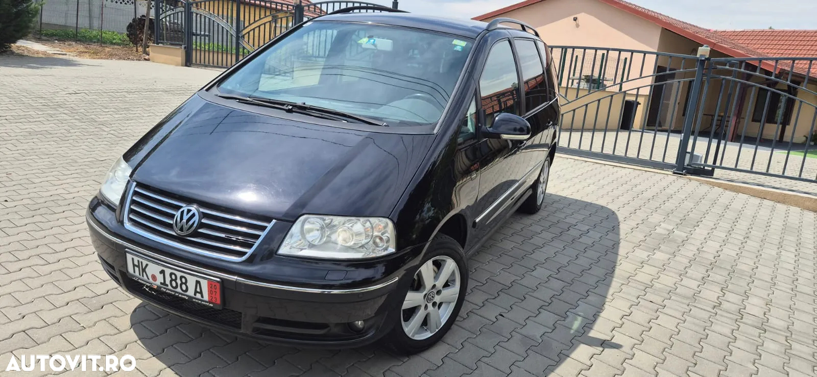 Volkswagen Sharan - 25