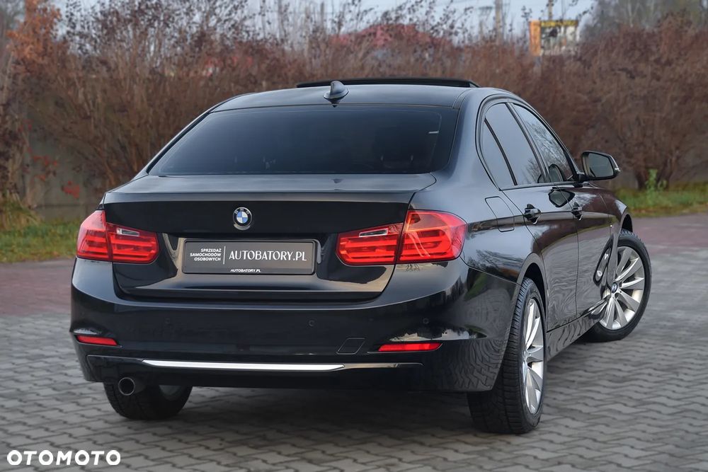 BMW Seria 3 316i Modern Line - 19