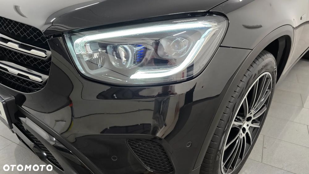 Mercedes-Benz GLC 300 de 4Matic 9G-TRONIC AMG Line Plus - 13