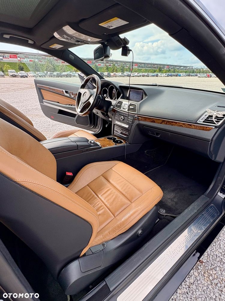 Mercedes-Benz Klasa E 400 - 14