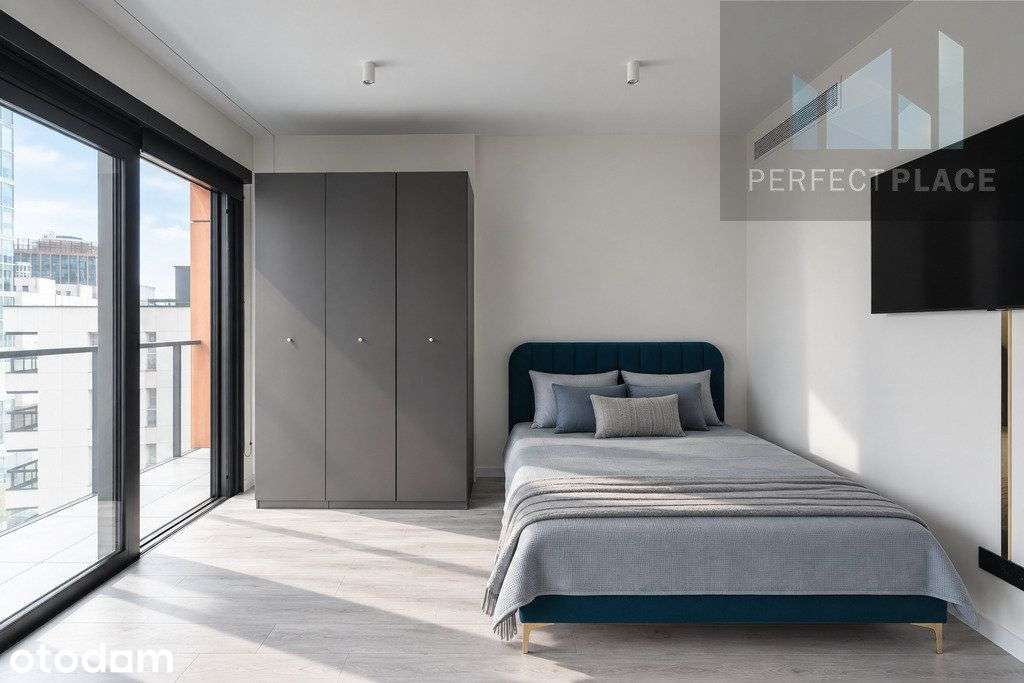 Beautiful Apartment, Towarowa Towers