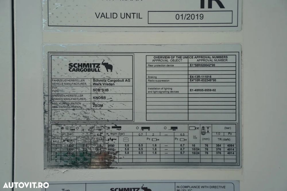 Schmitz Cargobull FRIGORIFICĂ / CARRIER MAXIMA 1300 / AXĂ RIDICABILĂ / SUPORT PALETI / SAF / - 30