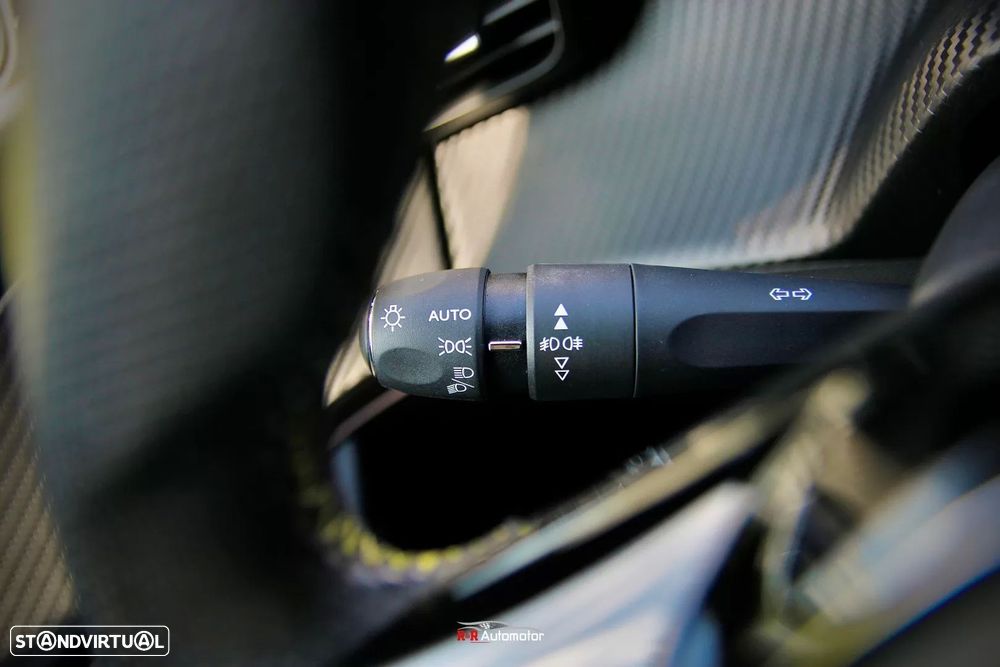 Peugeot e-2008 50 kWh GT - 42