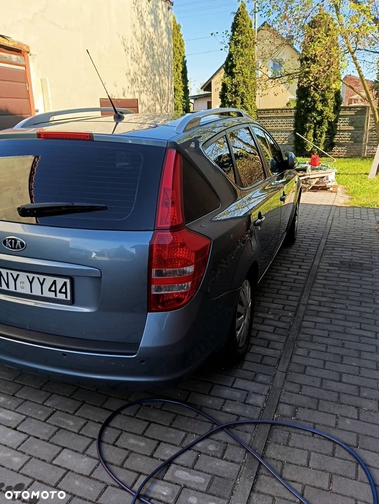Kia Ceed 1.6 Comfort - 4