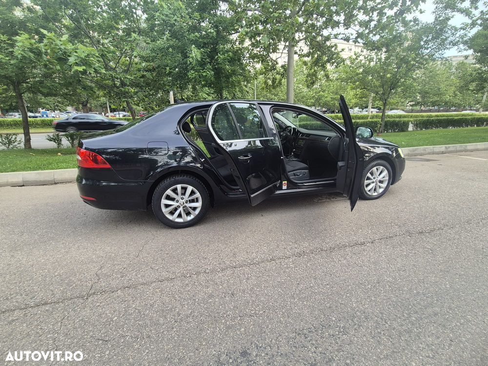 Skoda Superb 2.0 TDI Elegance DSG - 4