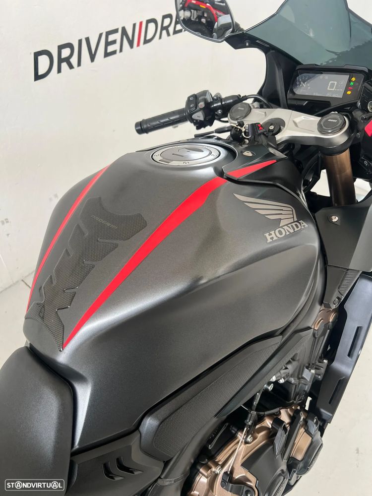 Honda CBR 650R - 35KW (Carta A2) - 10