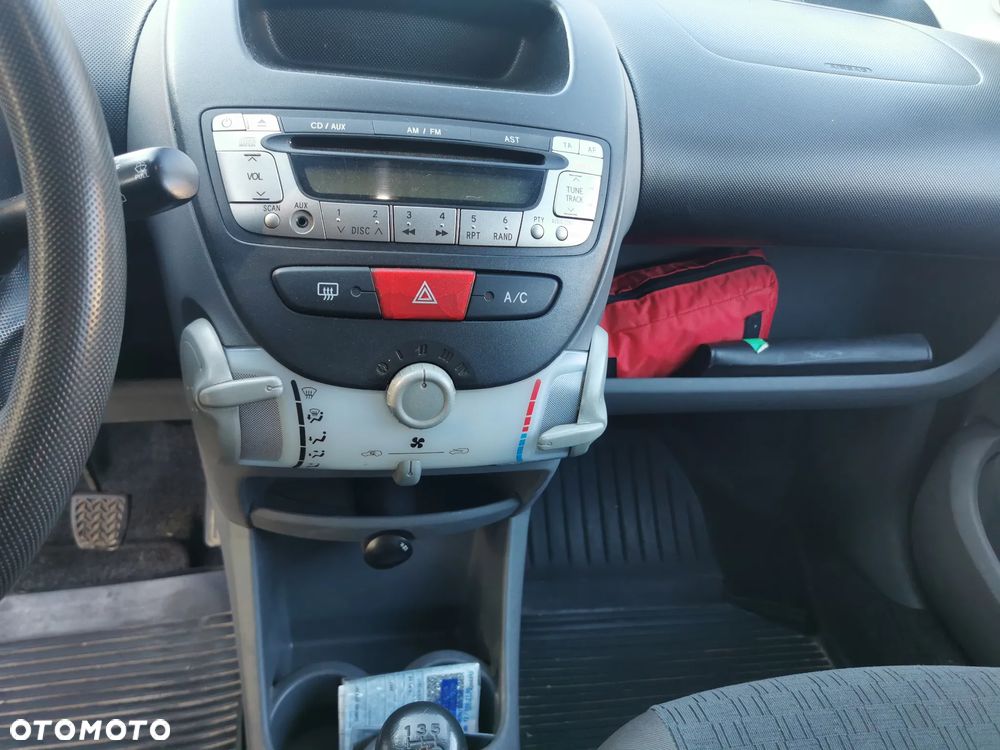 Toyota Aygo Cool - 7