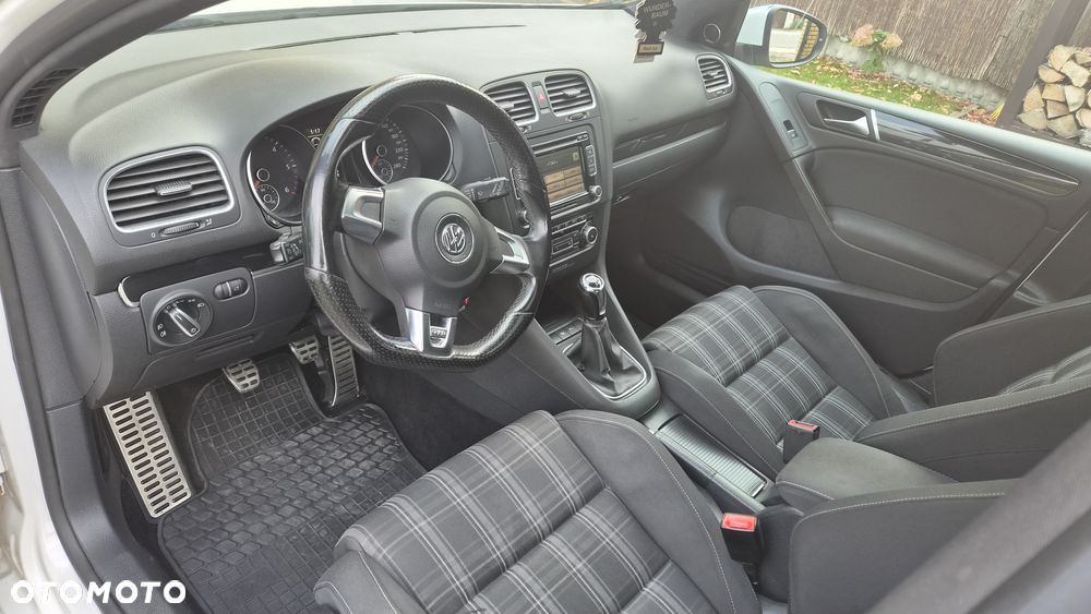 Volkswagen Golf 2.0 TDI DPF GTD - 29