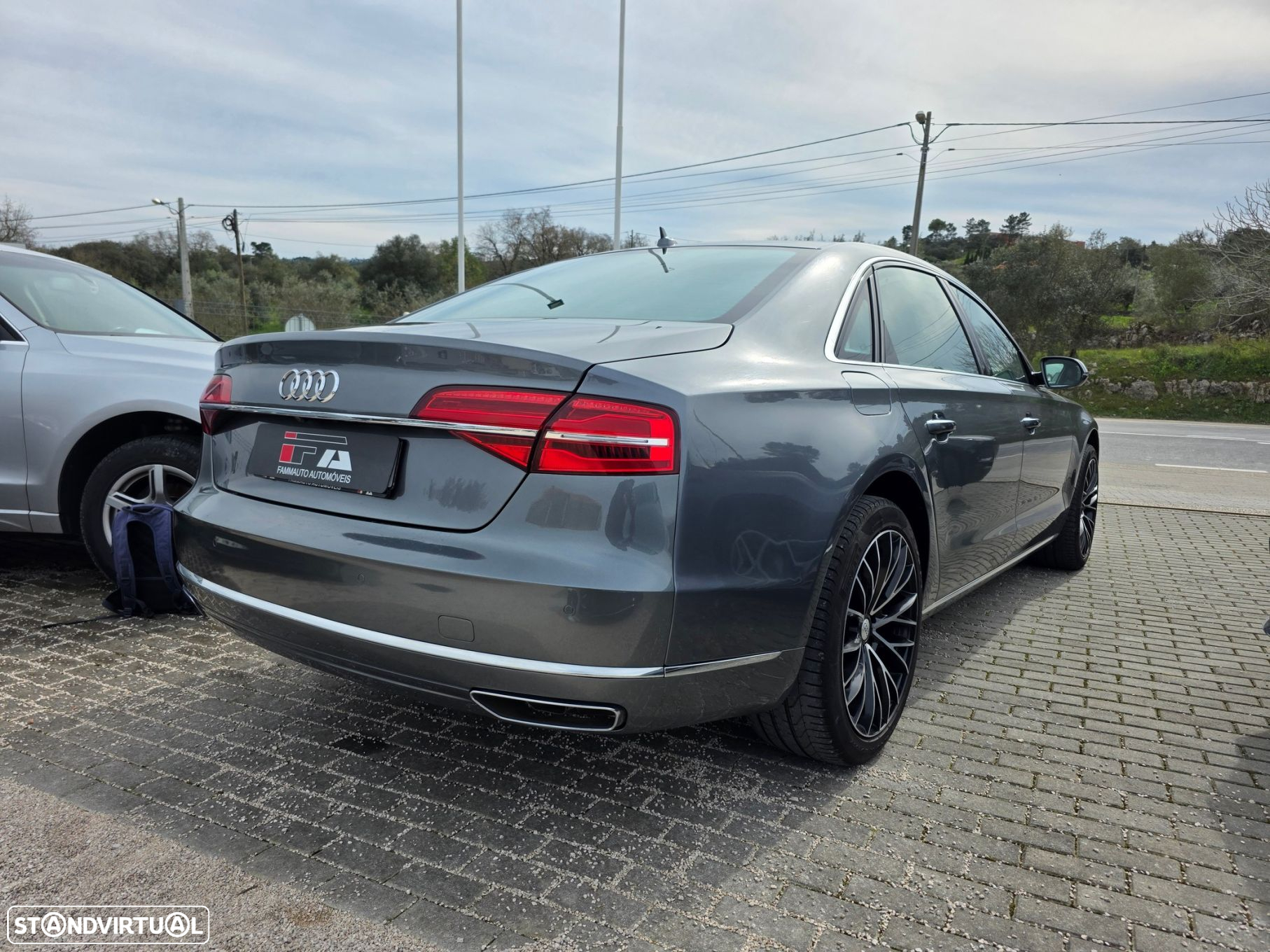 Audi A8 - 6