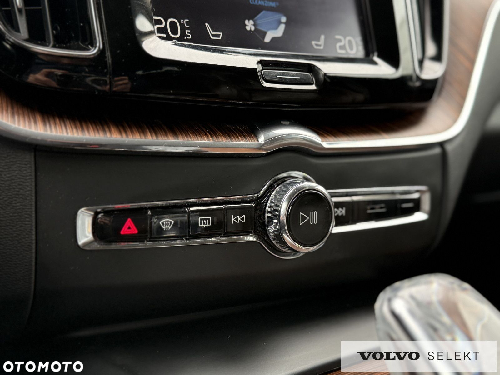 Volvo XC 60 - 26