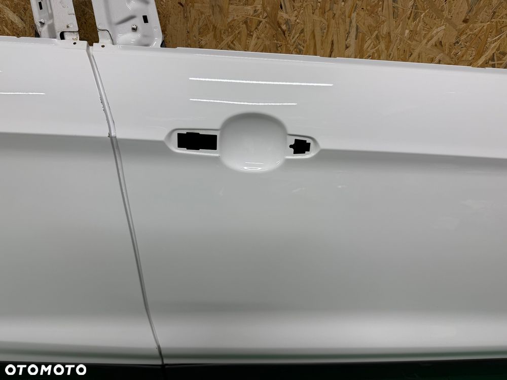 DRZWI PRAWE PRZÓD PRAWE TYŁ PRZEDNIE PRAWE TYLNE PRAWE STRONA FORD KUGA MK2 BIAŁE - 4