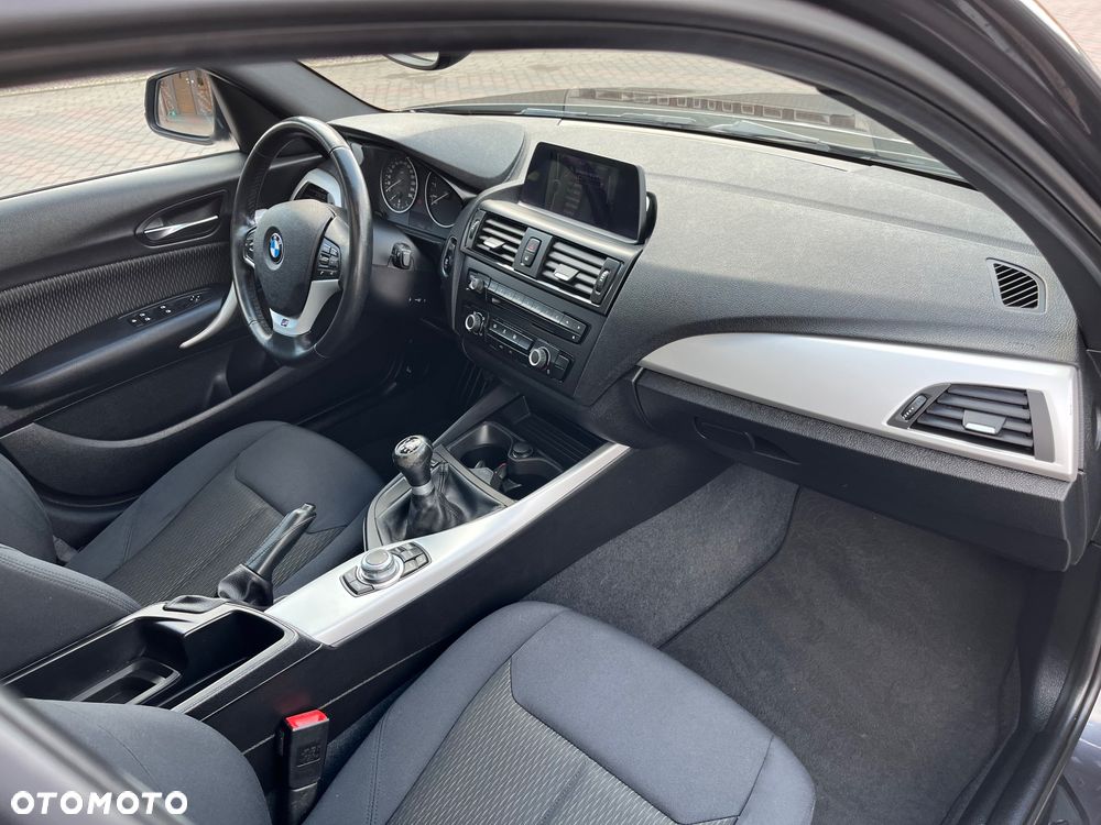 BMW Seria 1 116i Sport Line - 18