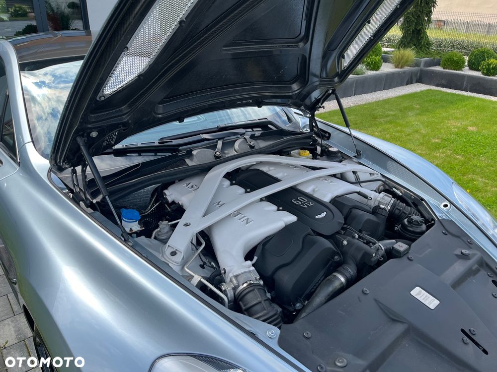 Aston Martin Vanquish Standard - 23