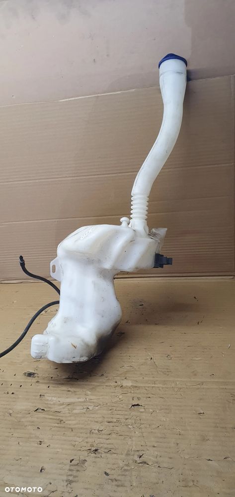 Zbiorniczek płynu spryskiwaczy pompka Peugeot 3008 9685005580 - 5