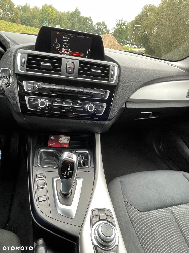 BMW Seria 1 118d Sport Line - 15