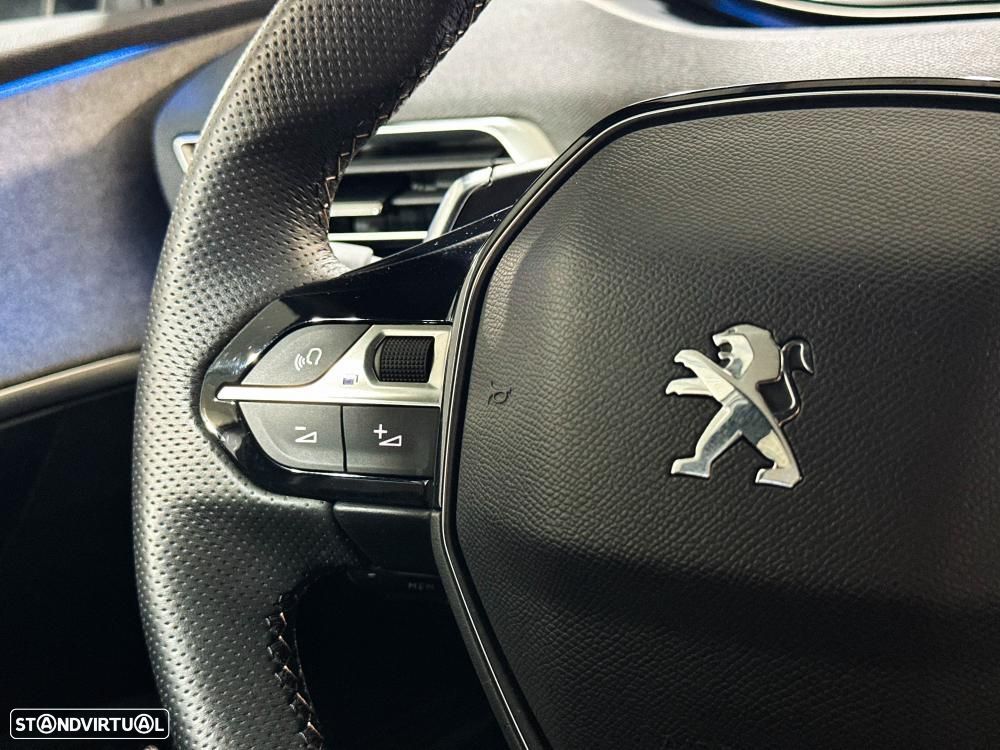 Peugeot 3008 1.6 Hybrid GT Pack e-EAT8 - 40