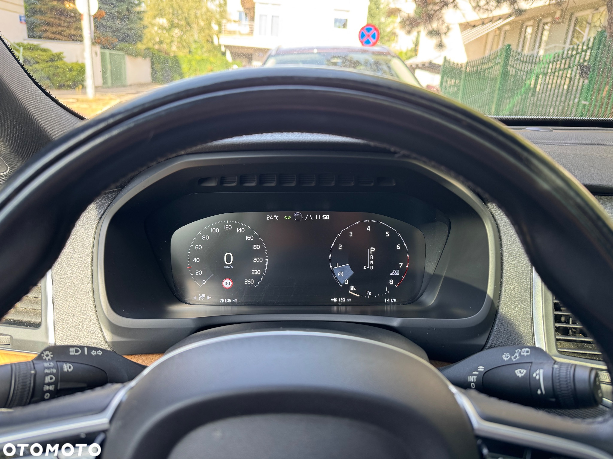 Volvo XC 90 T6 AWD Geartronic Momentum - 23