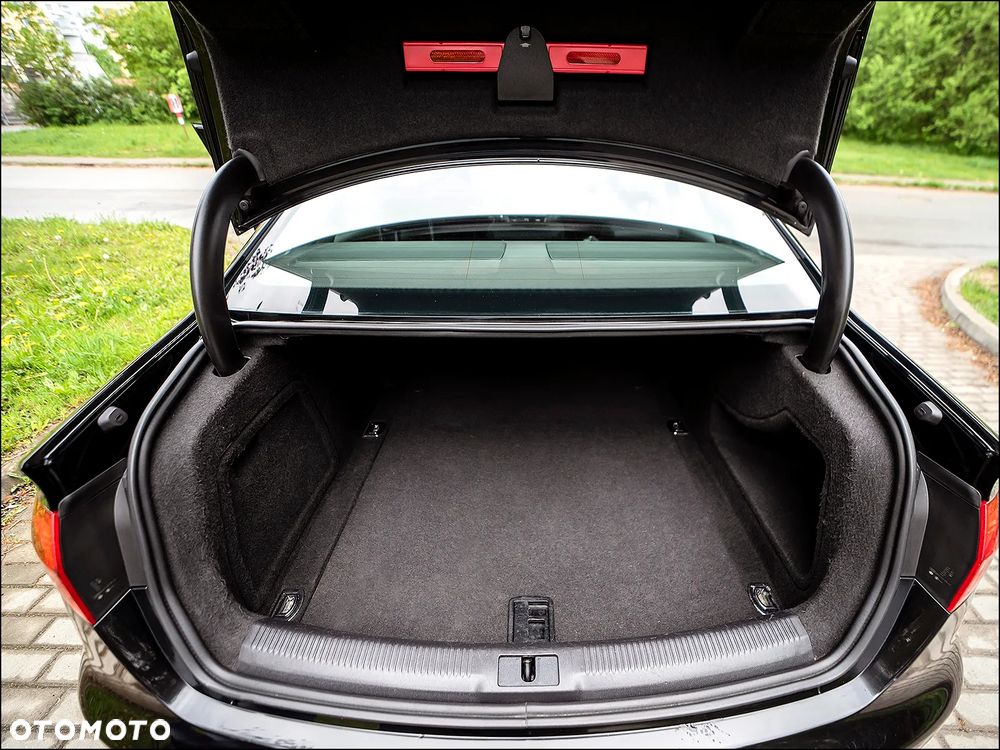 Audi A4 Limousine - 38