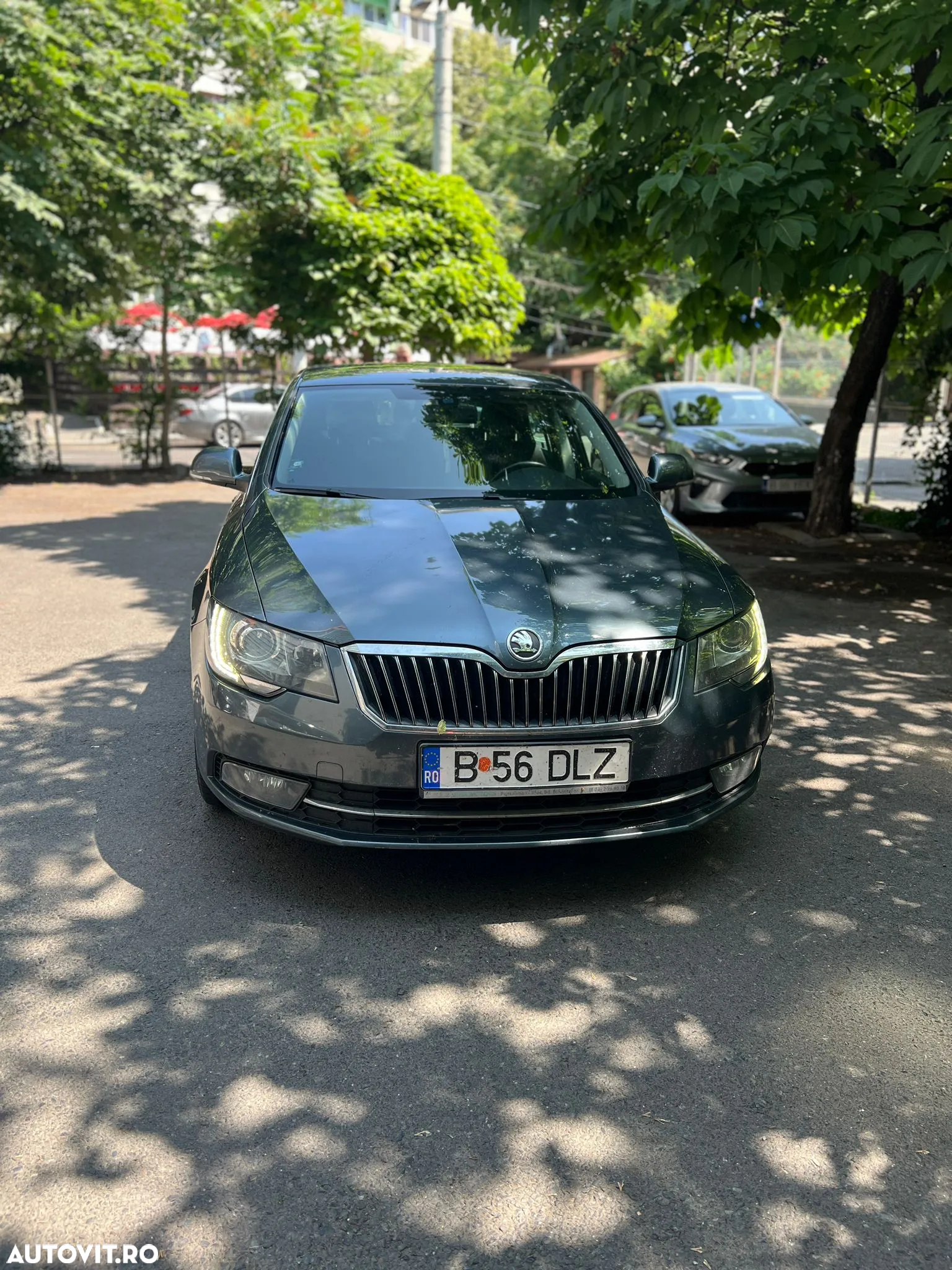 Skoda Superb Combi 2.0 TDI 4X4 Elegance - 3