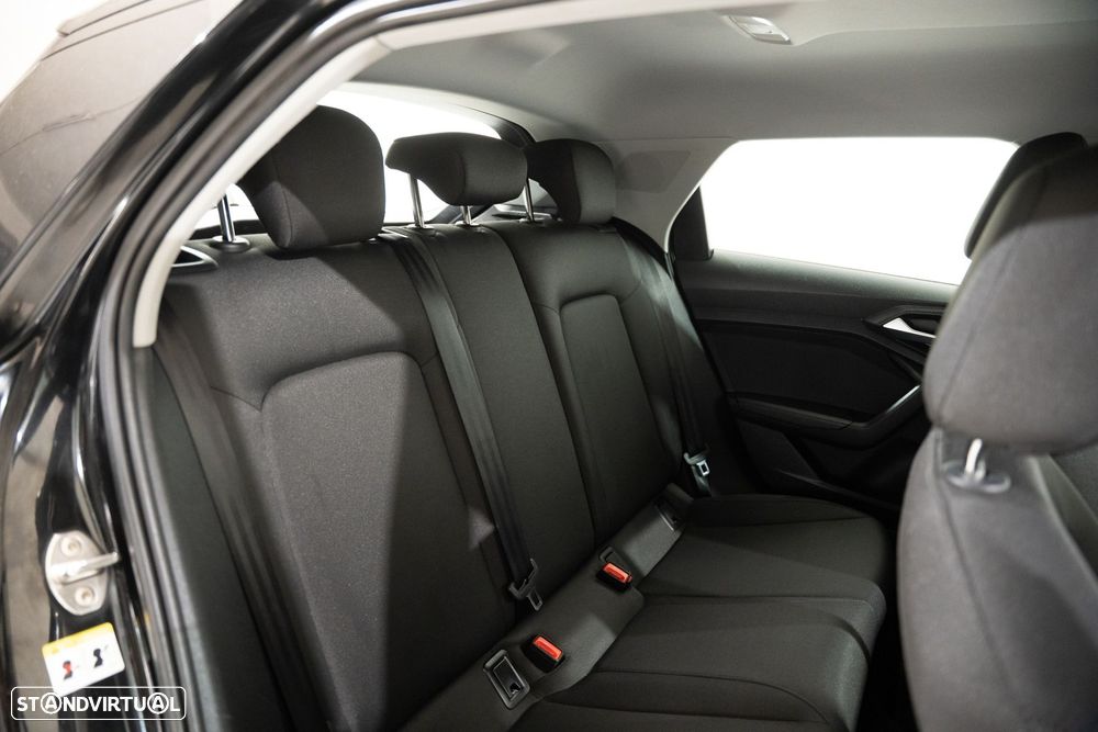 Audi A1 Sportback 25 TFSI Advanced - 16