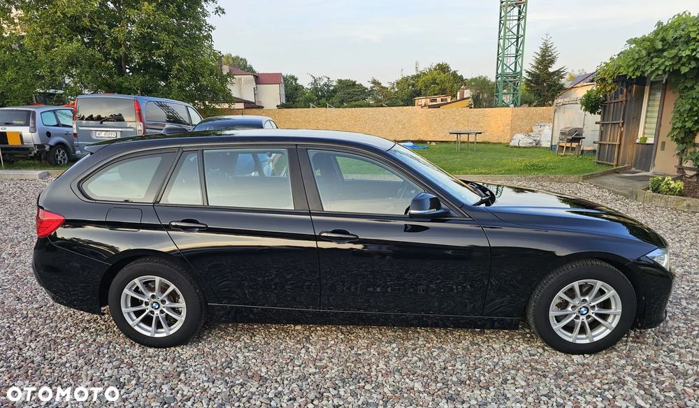 BMW Seria 3 320d - 4