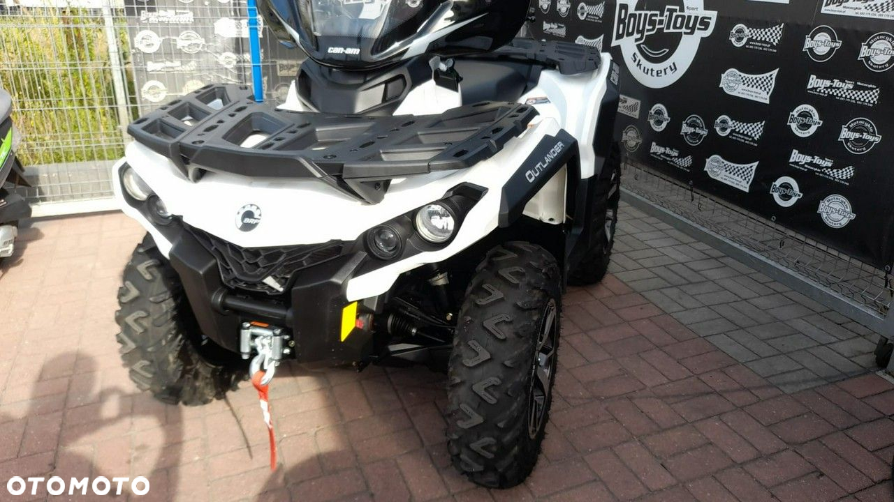 Can-Am Outlander