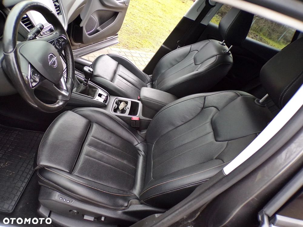 Opel Grandland X 1.2 Start/Stop Elegance - 24